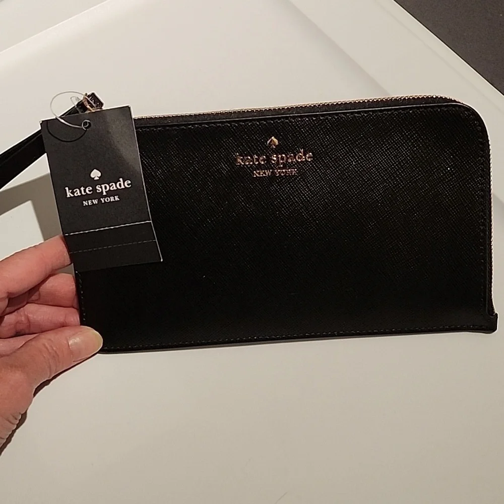 Kate Spade ♠️ wristlet NWT